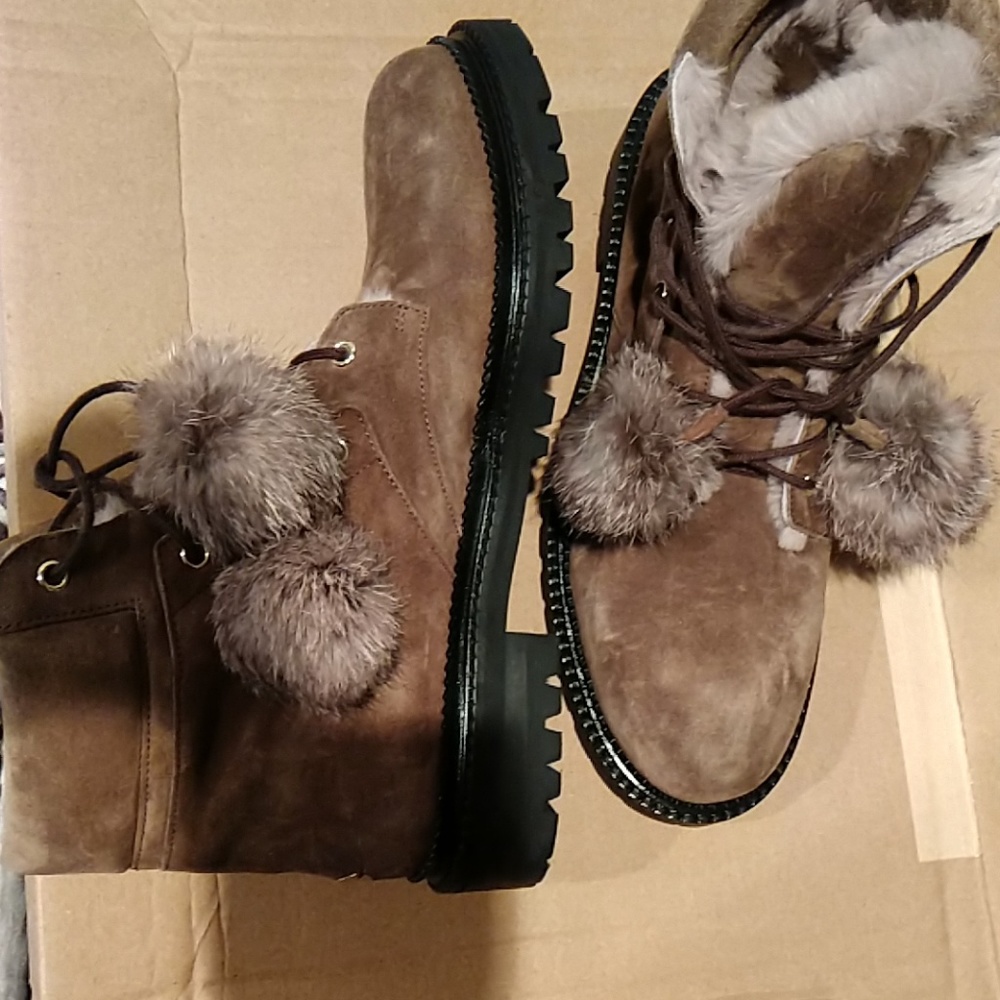 Jimmy Choo  shearling lined boots